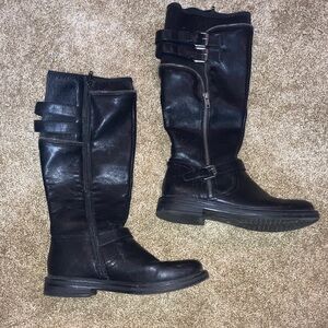 White Mountaun Knee-High Leather Boots